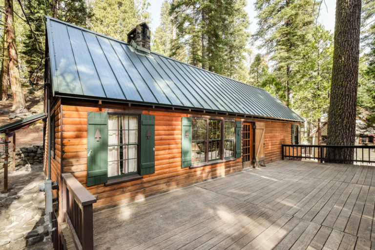 Rental Cabin in Pinecrest by Sacramento Architectural Photographer
